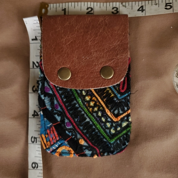 🌈SOLD💰 Free People Boho Embroidered Wallet - Picture 8 of 8